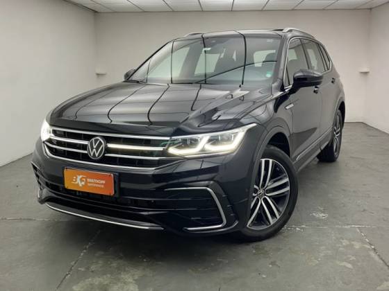VOLKSWAGEN TIGUAN 2.0 300 TSI GASOLINA ALLSPACE R-LINE AUTOMÁTICO VOLKSWAGEN TIGUAN 2.0 300 TSI GASOLINA ALLSPACE R-LINE AUTOMÁTICO